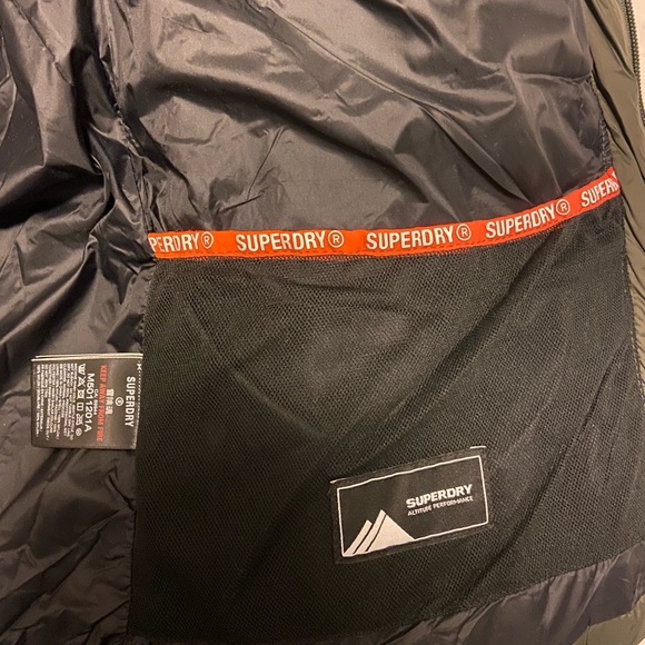 Superdry Olive Puffer Jacket - Picture 4 of 4